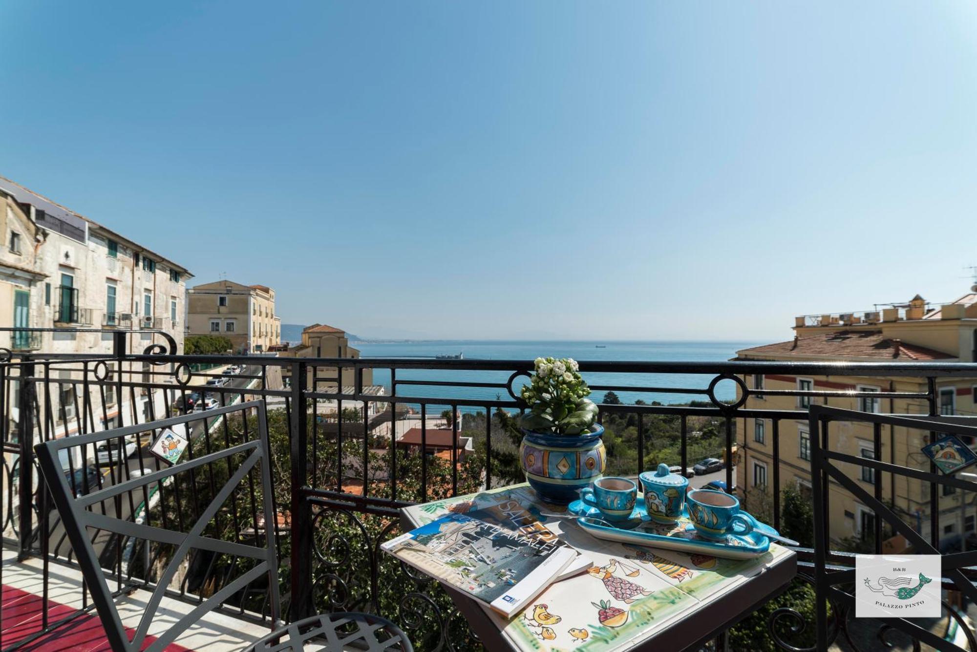 B&B Palazzo Pinto 2 Vietri sul Mare Exterior photo